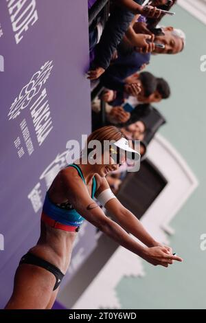 Tlaxcala, Mexique. 09 octobre 2023. 9 octobre 2023, Tlaxcala, Mexique : Miki Ishii de l'équipe japonaise prend un selfie lors du match féminin Japon contre Italie de la coupe du monde de Beach volley. Le 9 octobre 2023 à Tlaxcala, Mexique. (Photo d'Essene Hernandez/ crédit : EYEPIX Group/Alamy Live News Banque D'Images