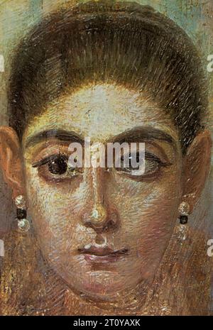 Fayum Mummy Portrait d'une jeune femme (c.50 av. J.-C.), peinture encaustique égyptienne sur bois. (Image de carte postale en demi-ton.) Banque D'Images