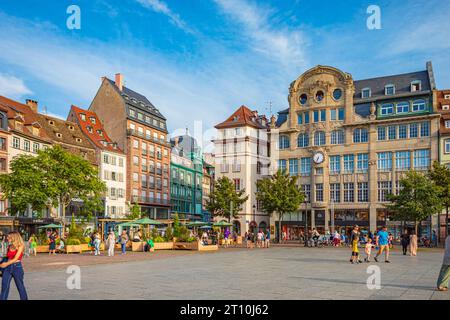 STRASBOURG, GRAND est, FRANCE - CIRCA AOÛT, 2023 : place Kleber de la ville de Strasbourg en France. Banque D'Images