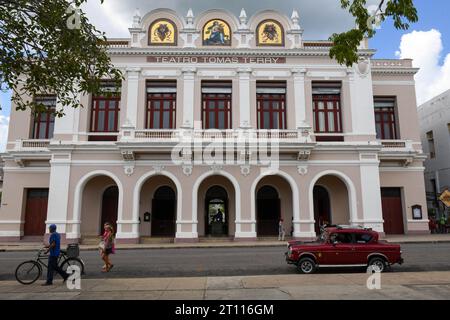 Cienfuegos, Cuba - 11 août 2023 : Théâtre Tomas Terry au Cinfuegos à Cuba Banque D'Images