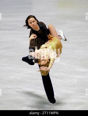 Championnats du monde de patinage artistique, Dortmund Allemagne , 22 au 28 mars 2004, danse sur glace — Nathalie PECHALAT, Fabian BOURZAT / FRA Banque D'Images