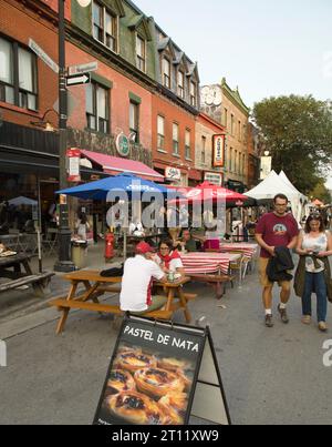 Canada, Québec, Montréal, Boulevard St-Laurent, gens, Banque D'Images