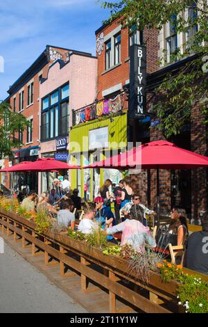 Canada, Québec, Montréal, rue Mont-Royal, café, restaurant, personnes, Banque D'Images