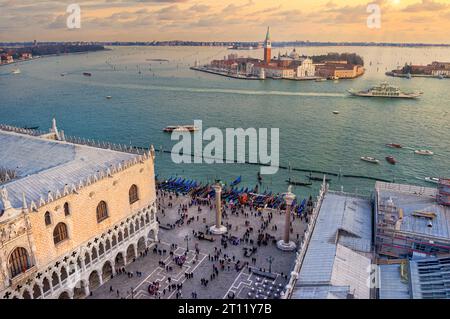 12/02/2017 Venise, Italie : vue aérienne de l'île de San Giorgio Maggiore et St. Mark's Square à Venise, Italie. Banque D'Images