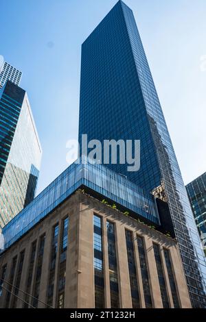 Trump Tower est un immeuble de bureaux à usage mixte et un gratte-ciel de résidence situé à Midtown Manhattan sur la Cinquième Avenue, 2023, New York City, États-Unis Banque D'Images