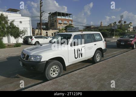 Sour Tyr Tyr, Liban. 10 octobre 2023. Une voiture de Uniful Peacekeeping corp garée à Tyr (Sour), au Sud-Liban, octobre 10 2023. (Photo Elisa Gestri/Sipa USA) crédit : SIPA USA/Alamy Live News Banque D'Images