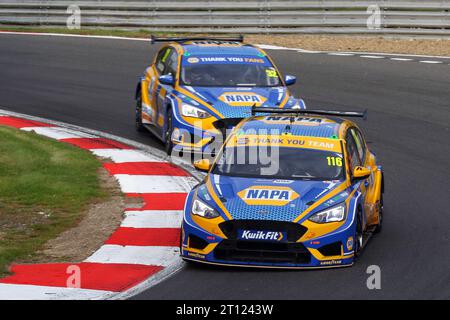 Vainqueur du championnat Ashley Sutton - Napa Racing UK - pilote Ford Focus ST numéro 116 dans le BTCC 2023 à Brands Hatch en octobre 2023 Banque D'Images