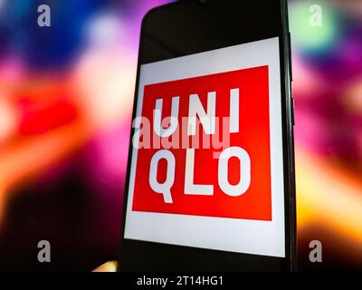 SUQIAN, CHINE - 11 OCTOBRE 2023 - illustration photo Uniqlo, Suqian, Province du Jiangsu, Chine, 11 octobre, 2023. Banque D'Images