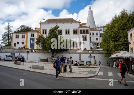 Palais national à Sintra, Portugal. Sintra est une ville et une municipalité dans la région du Grand Lisbonne au Portugal, Une destination touristique majeure célèbre pour Banque D'Images