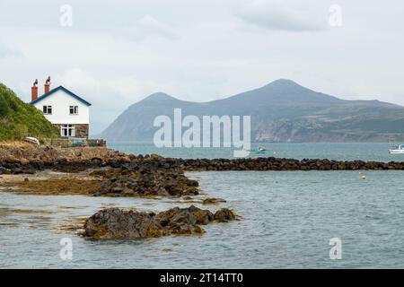 Regardant de Porthdinllaen parfois appelé Porth Dinllaen vers yr eIFL Banque D'Images