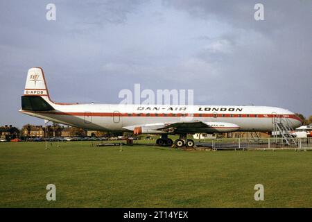 Musée de l'aviation de Duxford dans les années 1980 avec une comète Dan-Air Banque D'Images