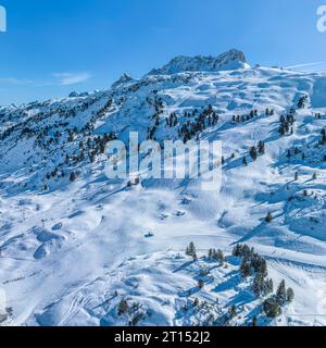 La fantastique station de ski de haute montagne de Warth-Schroecken sur Arlberg en Autriche d'en haut Banque D'Images