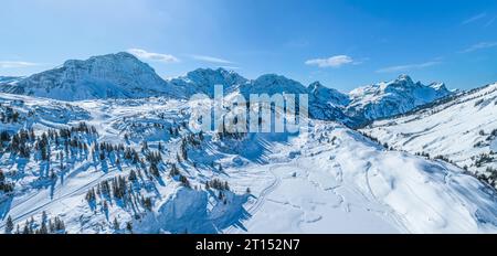 La fantastique station de ski de haute montagne de Warth-Schroecken sur Arlberg en Autriche d'en haut Banque D'Images