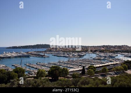 Port Vauban, Antibes, Côte d'Azur, France sept. 2023 Banque D'Images