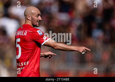 Luca Caldirola d'AC Monza fait des gestes lors du match de football Serie A entre AC Monza et US Salernitana. Banque D'Images