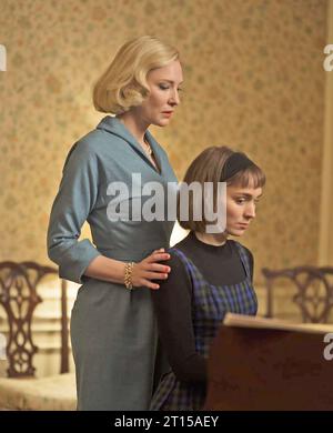 CAROL 2015 Weinstein Company film avec Cate Blanchett à gauche et Rooney Mara Banque D'Images