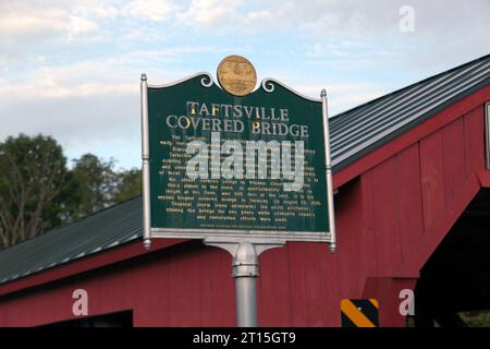 Pont couvert de Taftsville, village de Taftsville à Woodstock, Vermont, États-Unis. Banque D'Images