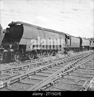 92029 à Barry ferraille yard et Loco. 24 juillet 1966. Banque D'Images