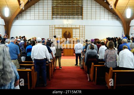 Melbourne, Comté de Brevard, Floride, États-Unis. 10 octobre 2023 Temple Beth Sholom a tenu un «rassemblement de prière pour Israël» dans un rassemblement interreligieux ce soir. Crédit photo : Julian Leek/Alamy Live News Banque D'Images