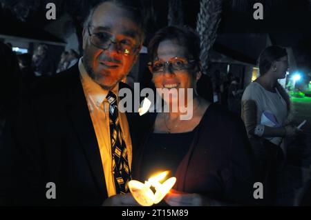 Melbourne, Comté de Brevard, Floride, États-Unis. 10 octobre 2023 Temple Beth Sholom a tenu un «rassemblement de prière pour Israël» dans un rassemblement interreligieux ce soir. Crédit photo : Julian Leek/Alamy Live News Banque D'Images