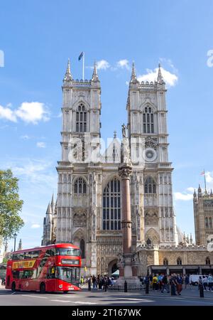 La façade occidentale, l'abbaye de Westminster, Deans Yard, la Cité de Westminster, le Grand Londres, Angleterre, Royaume-Uni Banque D'Images