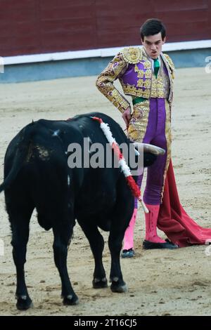 Le torero Sergio Rollón lors de la corrida de la Feria de Otono sur la Plaza de las Ventas à Madrid, le 11 octobre 2023 Espagne Banque D'Images