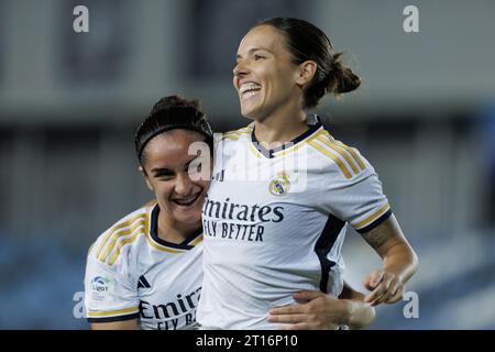 MADRID, ESPAGNE - 11 OCTOBRE : Claudia Zornoza du Real Madrid féminin célèbre un but lors du match de la Ligue des champions féminine de l'UEFA Round 2, première manche entre le Real Madrid et Valerenga au stade Alfredo Di Stefano de Madrid. Crédit : Guille Martinez/AFLO/Alamy Live News Banque D'Images