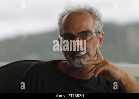 Portrait de Gonçalo M. Tavares, écrivain portugais né à Luanda, Angola - Rio de Janeiro, Brésil 10.10.2023 Banque D'Images