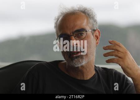 Portrait de Gonçalo M. Tavares, écrivain portugais né à Luanda, Angola - Rio de Janeiro, Brésil 10.10.2023 Banque D'Images