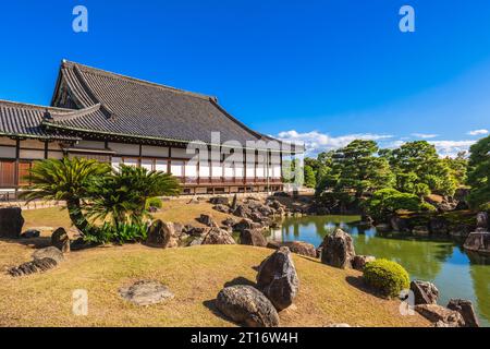 Palais Ninomaru et jardin du château de Nijo situé à Kyoto, Japon Banque D'Images