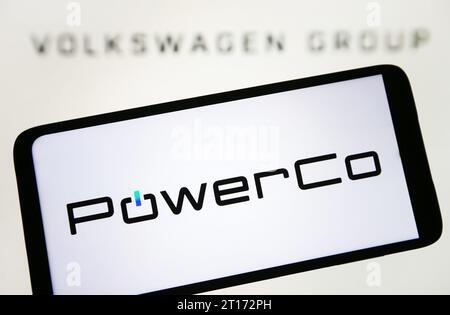 Ukraine. 12 octobre 2023. Sur cette photo, le logo PowerCo est visible sur l'écran d'un smartphone. Crédit : SOPA Images Limited/Alamy Live News Banque D'Images
