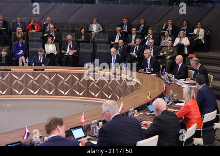 Bruxelles. 11 octobre 2023. Cette photo prise le 11 octobre 2023 montre une réunion du Conseil OTAN-Ukraine au siège de l'OTAN à Bruxelles, en Belgique. Crédit : Zhao Dingzhe/Xinhua/Alamy Live News Banque D'Images