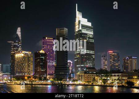 Ho Chi Minh Night Skyline, Vietnam., Bitexco Financial Tower. Banque D'Images