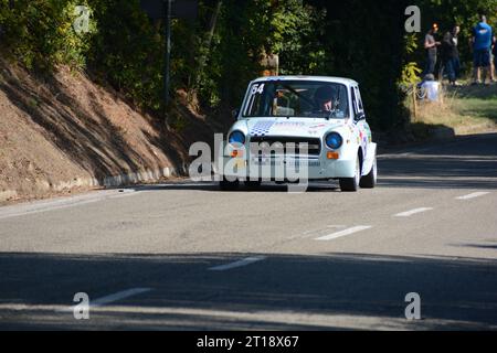 Pesaro , Italie - 06 ott 2023 : autobianchi édition 112, course sprint à san bartolo pesaro Banque D'Images