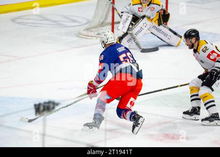 Spielszene Adler Mannheim gegen Rouen Dragons (Ligue des Champions de hockey) Banque D'Images