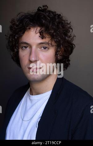 Vincent Lacoste pose lors du 71e Festival International du film de San Sebastian à l’Hôtel Maria Cristina à Donostia/San Sebastian. (Photo de Nacho Lopez/SOPA Images/Sipa USA) crédit : SIPA USA/Alamy Live News Banque D'Images