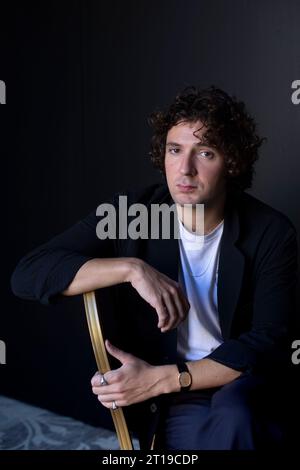 Vincent Lacoste pose lors du 71e Festival International du film de San Sebastian à l’Hôtel Maria Cristina à Donostia/San Sebastian. (Photo de Nacho Lopez/SOPA Images/Sipa USA) crédit : SIPA USA/Alamy Live News Banque D'Images