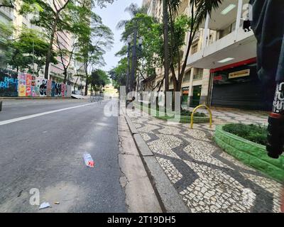 Sao Paulo, Sao Paulo, Brésil. 12 octobre 2023. Sao Paulo (SP), 12/10/2023 - FESTIVAL/MARIO DE ANDRANDE/SP - fermeture de la route pour l'événement qui aura lieu les 13, 14 et 15 octobre à la Bibliothèque Mario de Andrade et d'autres espaces dans le centre-ville, par l'intermédiaire du Département Municipal de la Culture de theÃ‚Â, il promeut theÃ‚Â III Mario de Andrade Festival Ã¢â‚¬' 85 ans de la Mission de recherche folklorique Mario de Andrade. Entièrement gratuit, l'événement célèbre la littérature et les livres, stimulant le débat d'idées, la formation des lecteurs et le pouvoir culturel des nouvelles langues. (Photo : Leco Viana/The Banque D'Images