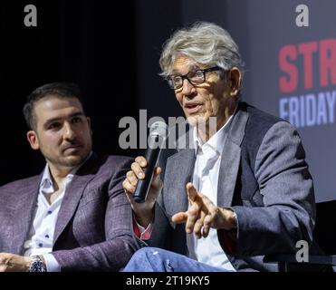 Miami (États-Unis d ' Amérique). 11 octobre 2023. MIAMI, FL-OCT 11 : le producteur, réalisateur Orlando Cicilia III et l’acteur Eric Roberts sont vus lors de l’avant-première de “HAMMER” au Koubek Center à Miami, Floride, le 11 octobre 2023. (Photo Alberto E. Tamargo/Sipa USA) crédit : SIPA USA/Alamy Live News Banque D'Images