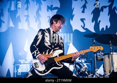 Milan, Italie. 02 octobre 2023. MILAN, ITALIE - OCTOBRE 2 : le Johan et Only of the Hives se produit au Magazzini Generali Milan le 2 octobre 2023 à Milan, Italie. (Photo de Roberto Finizio/NurPhoto) crédit : NurPhoto SRL/Alamy Live News Banque D'Images