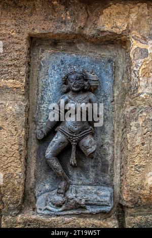 07 21 2007 l'un des soixante-quatre yoginis du temple Yogini du 9e siècle, vénéré pour leur aide à la déesse Durga, Hirapur près de Bhubaneshwar Banque D'Images