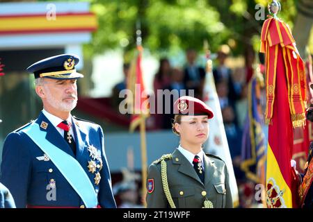 Madrid. Espagne. 20231012, le roi Felipe VI d'Espagne, la princesse héritière Leonor assiste à la fête nationale : Parade militaire le 12 octobre 2023 à Madrid, Espagne Banque D'Images