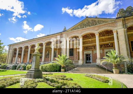 Säulengang, Trinkhalle, Kurpark, Baden-Baden, Bade-Wurtemberg, Allemagne Banque D'Images