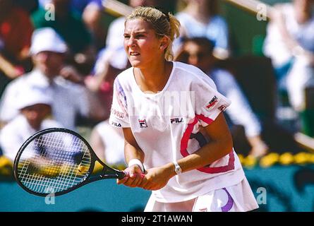 Monica Seles (YUG) Championne de simple féminin à l'Open de France de tennis 1990. Banque D'Images