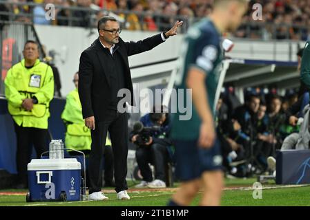 L'entraîneur-chef Franck Haise du RC Lens photographié lors du match de la journée 2 de l'UEFA Champions League dans le groupe B de la saison 2023-2024 entre le Racing Club de Lens et Arsenal FC le 3 octobre 2023 à Lens, France. (Photo de David Catry / Sportpix ) Banque D'Images