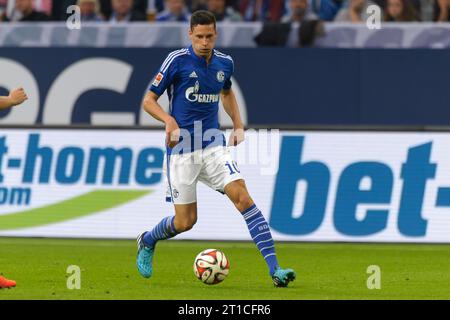Julian Draxler (10 - FC Schalke 04) Aktion FC Schalke 04 - FC Bayern Muenchen 1:1 Fussball Bundesliga saison 2014/2015 à Gelsenkirchen, Deutschland Am 30.08.2014 Banque D'Images