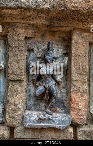 07 21 2007 l'un des soixante-quatre yoginis du temple Yogini du 9e siècle, vénéré pour leur aide à la déesse Durga, Hirapur près de Bhubaneshwar Banque D'Images