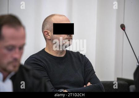 Bruxelles, Belgique. 13 octobre 2023. L’accusé Jurgen Vanhalst photographié lors d’une séance plénière de la Chambre au Parlement fédéral à Bruxelles le jeudi 22 décembre 2022. BELGA PHOTO NICOLAS MAETERLINCK crédit : Belga News Agency/Alamy Live News Banque D'Images