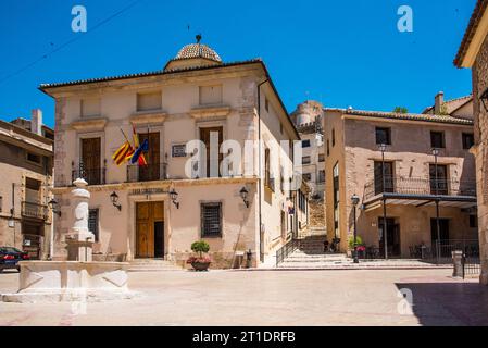 Castilio de Atalaya, construit autour de 1700 avec la mairie, dans le centre de Biar, sous le château, Atalaya, province d'Alicante, Espagne, Banque D'Images