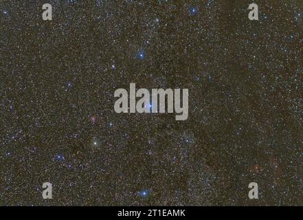 La constellation de Cassiopée, située dans le ciel nord. Les cinq étoiles les plus brillantes de Cassiopée – Alpha, Beta, Gamma, Delta et Epsilon Cassiopeiae Banque D'Images